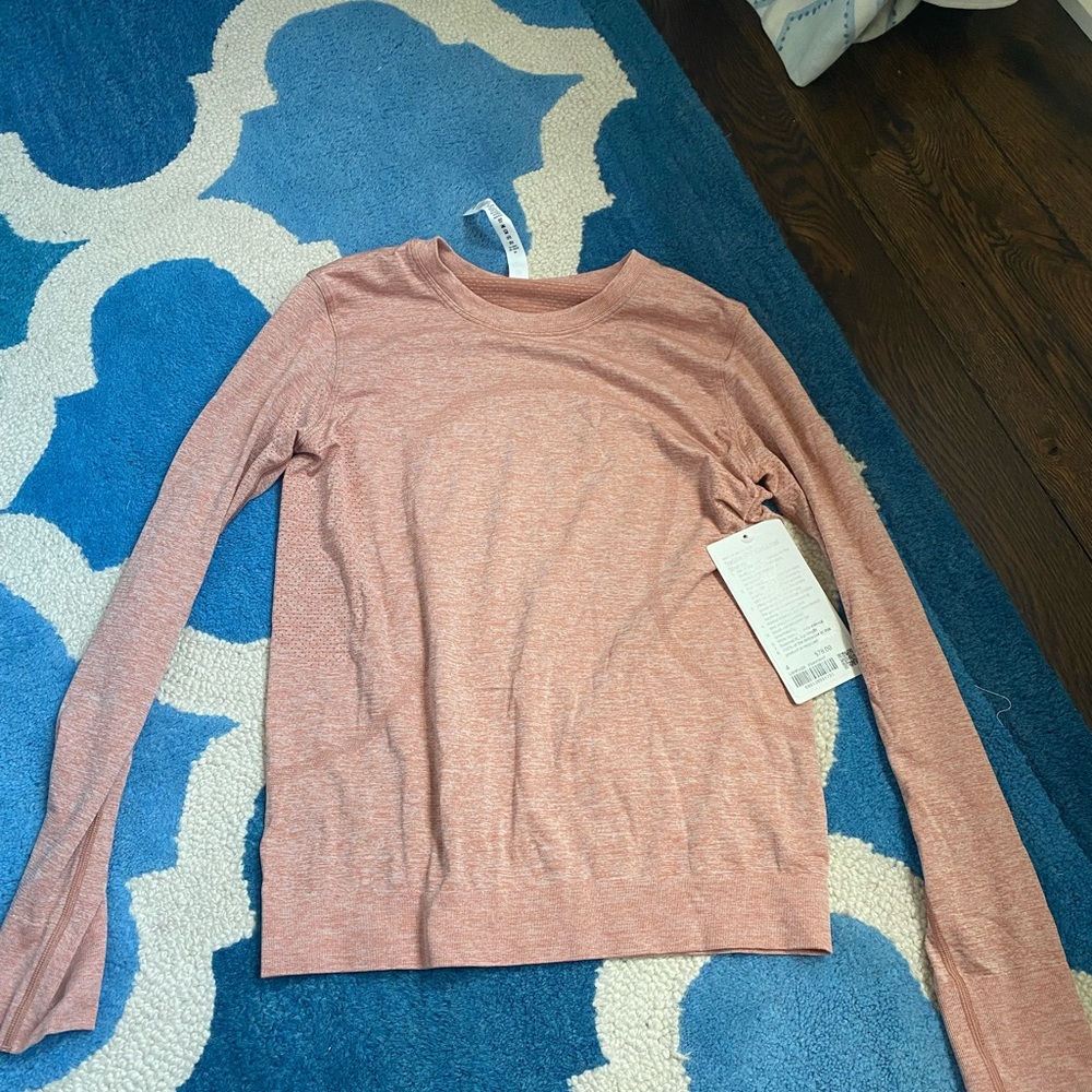 Swiftly Relaxed Long Sleeve